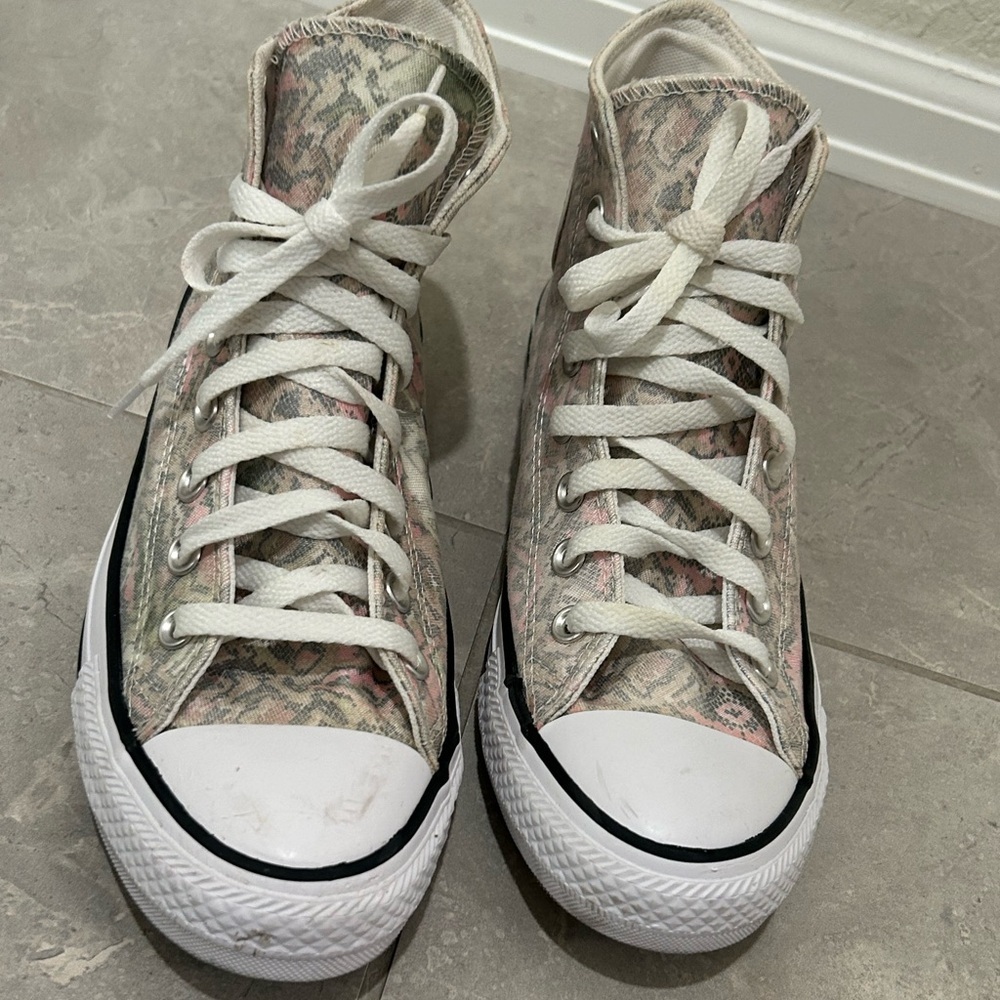 GUC Converse Chuck Taylor All Star High Snake Print Pale Putty Women’s 9 - Picture 3 of 11
